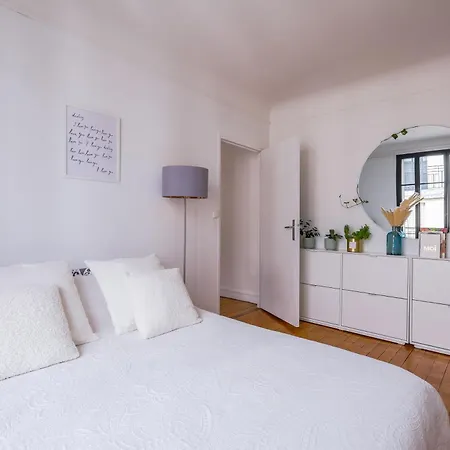 2 Pieces Avec Terrasse Ensoleillee A Deux Pas Du Bois-de-boulogne Et Rolland Garros Apartment Boulogne-Billancourt
